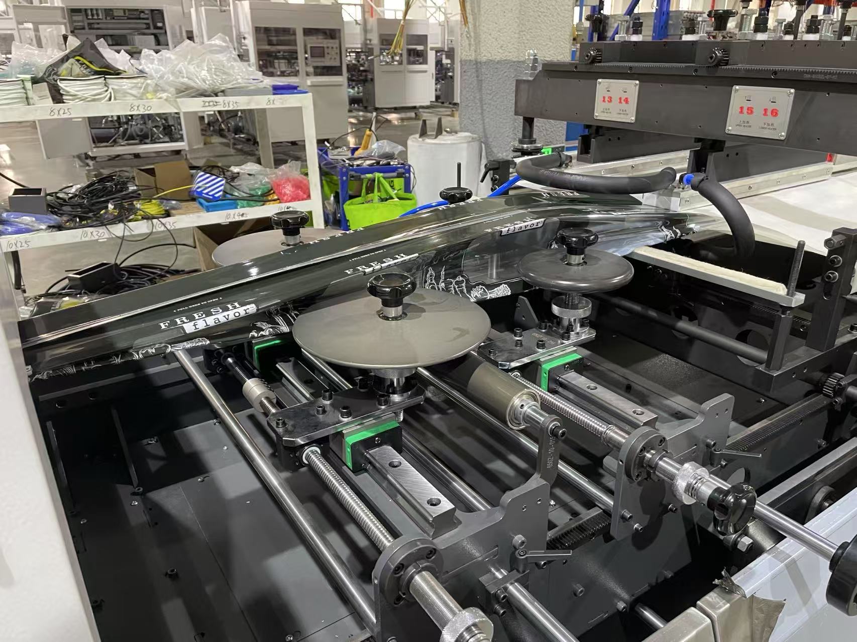 عالي السرعة مركزية ختم/رباعية صناعة الختم