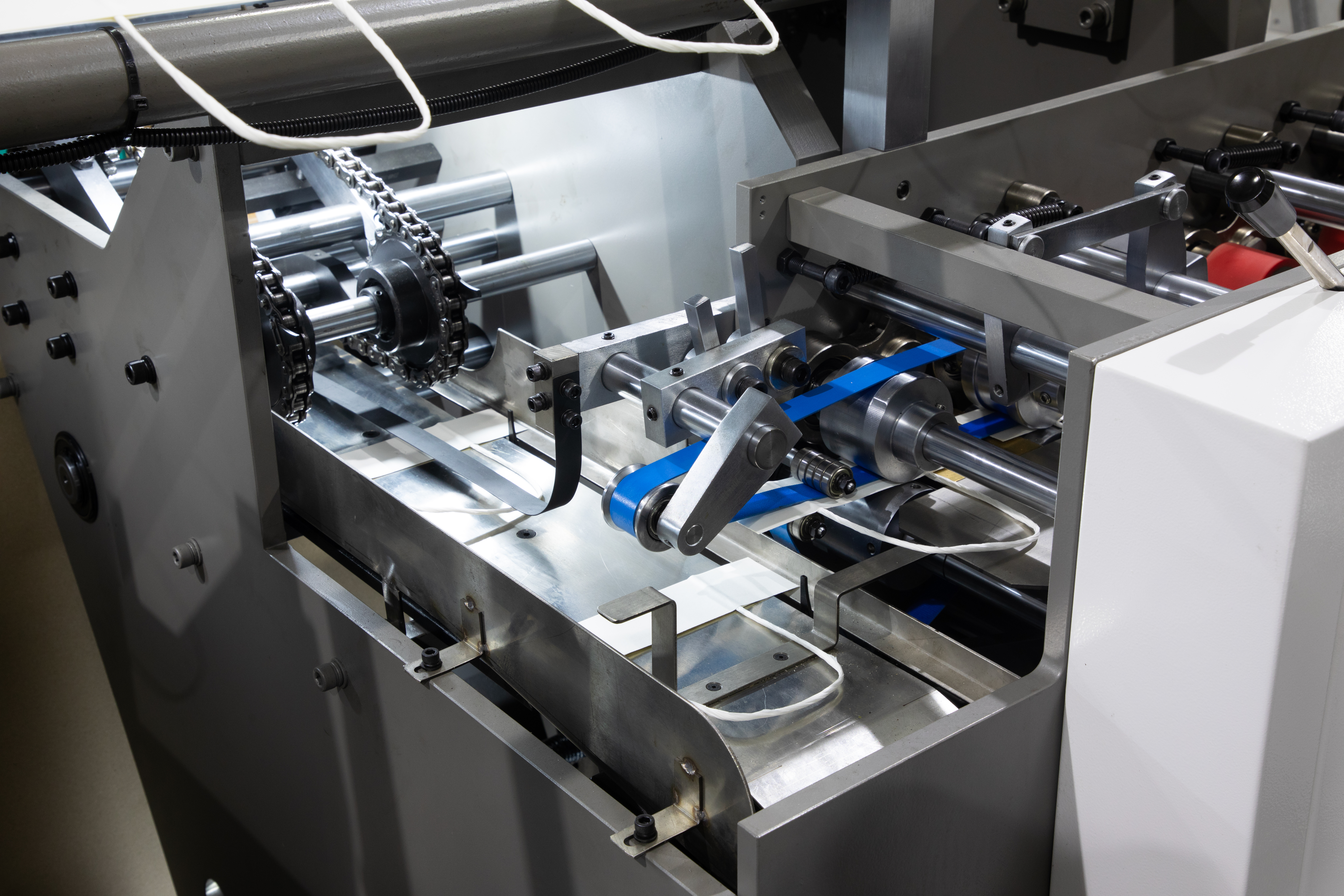 آلة صنع الأكياس الذكية مع مقبض ملتوي