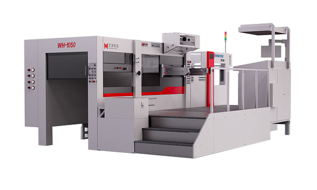 آلة قطع القالب